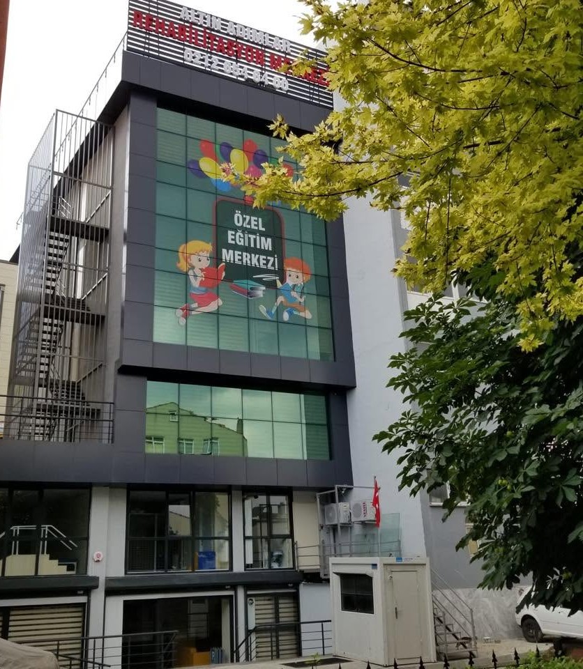 Bahçelievler Altın Adımlar merkez binası